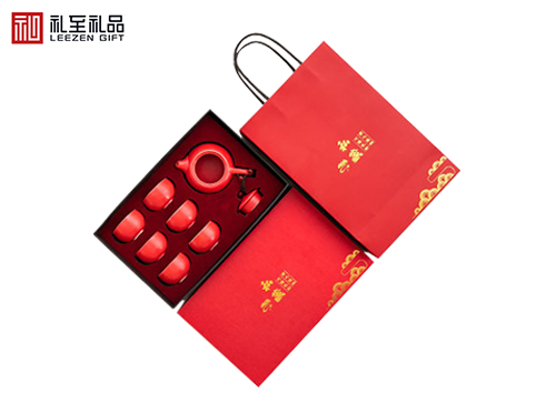 定制送員工的春節禮品方法